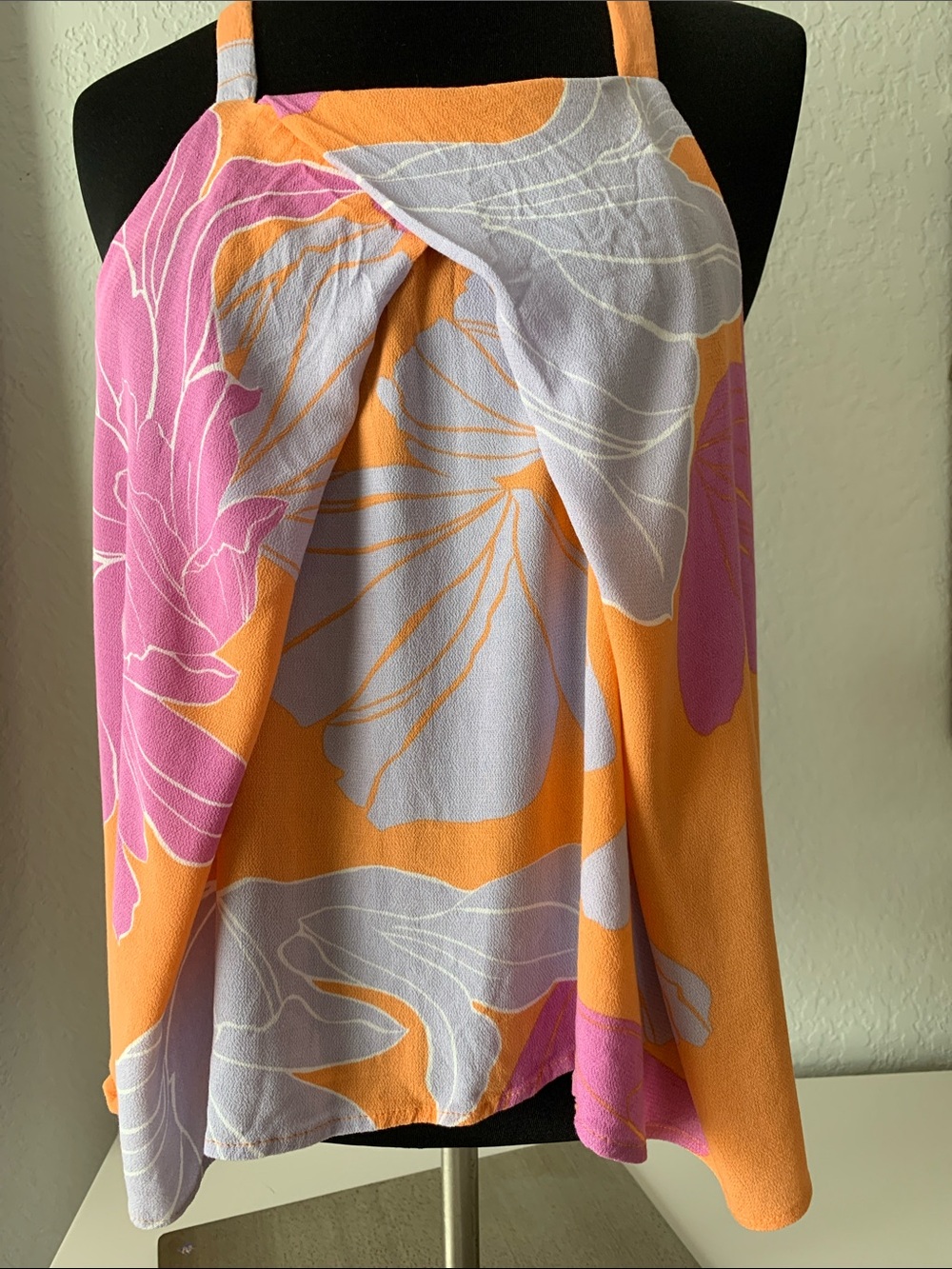 O'Neill Orange Pink Floral Halter Lightweight Top Size M